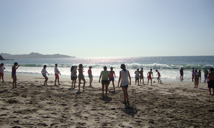 Football à la plage